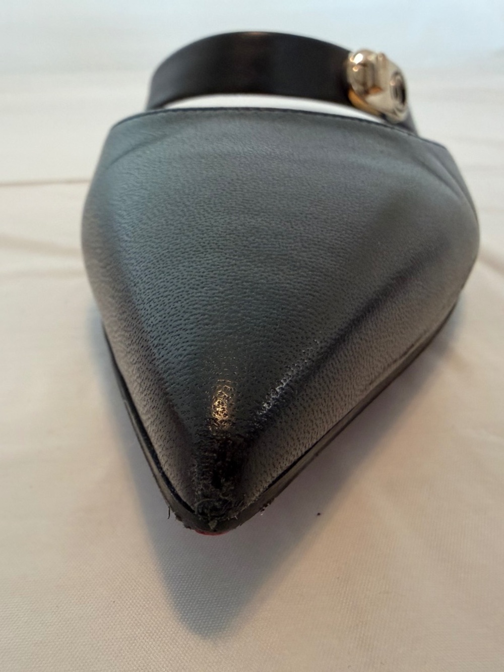 Christian Louboutin Choc Lock Flat Nappa - Picture 8 of 8